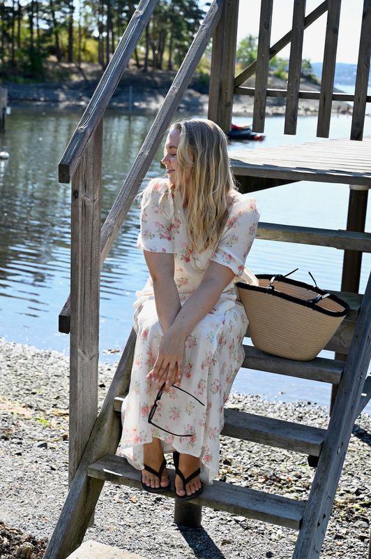 Vero Moda Vmbella Wrap Kjole Blomstrete Midikjole Rosa