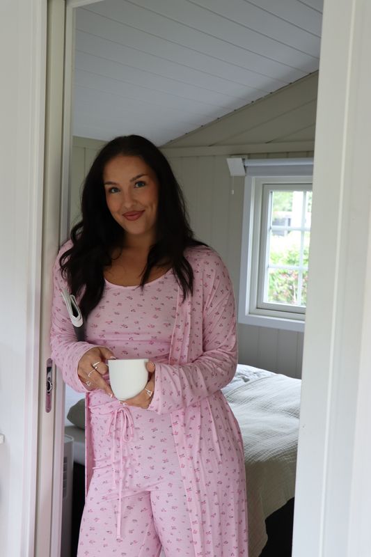 Vero Moda Vmesther Lang Morgenkåpe Rosa Blomster